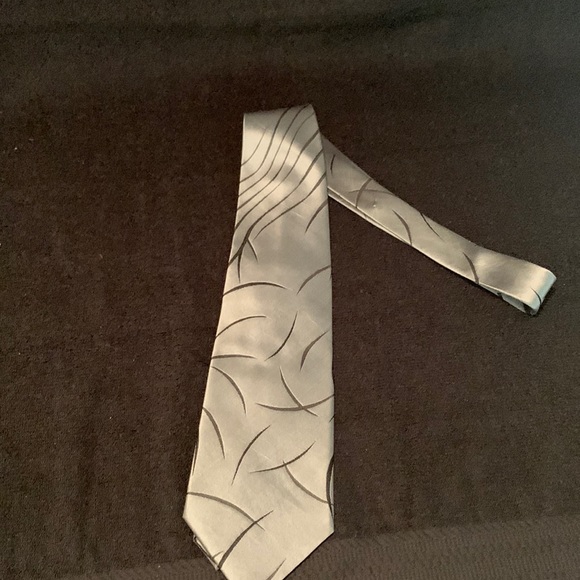 Pierre Cardin Other - PIERRE CARDIN BRAND NEW 100% SILK TIE